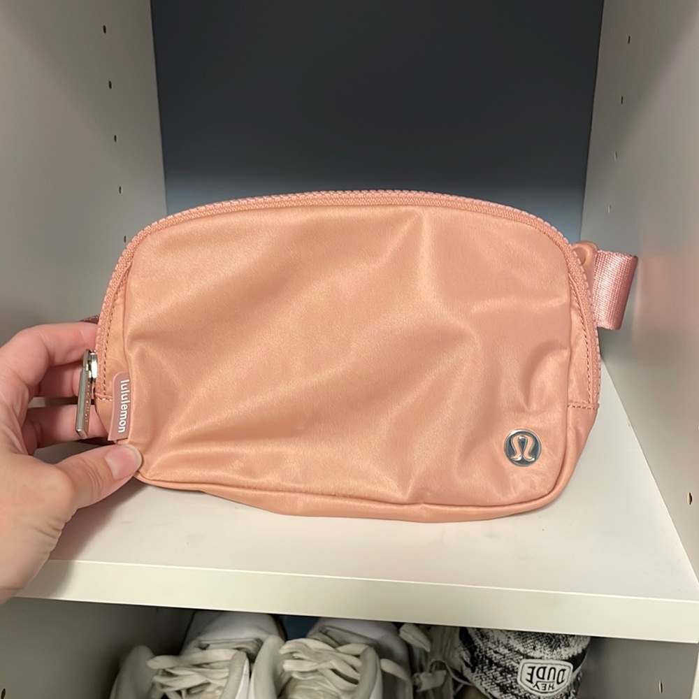 Lululemon Everyday Bag